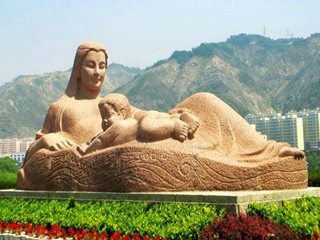 Statue of Yellow River Mother